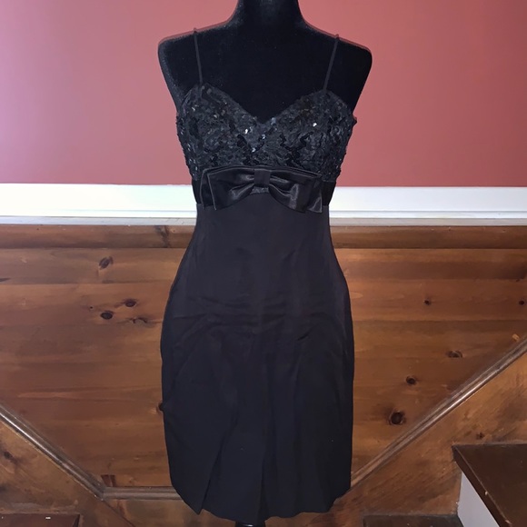 - Sequin mini Dress - - Picture 1 of 6